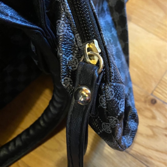 Two bags and change purse set - Picture 3 of 16